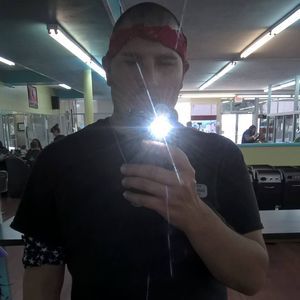 Meet your Posher, Damein