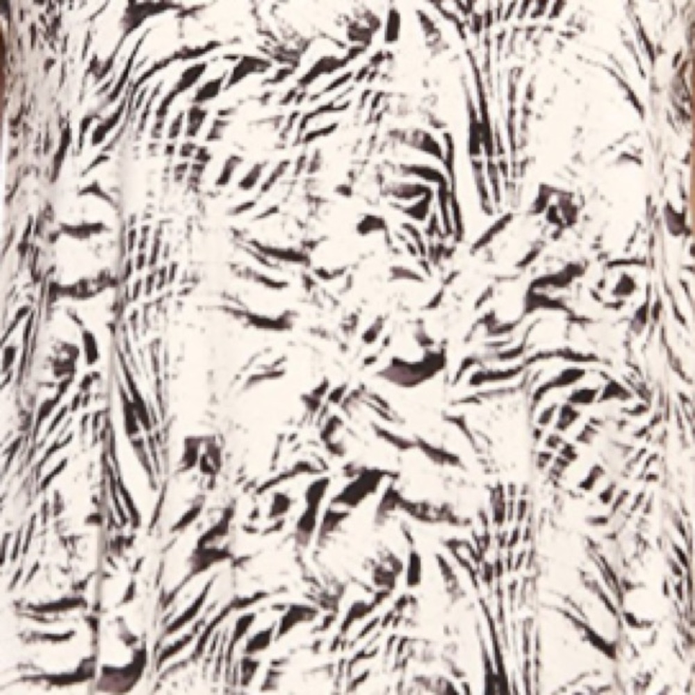 NWOT Animal Print Cutout Back Pajamas - Picture 4 of 4