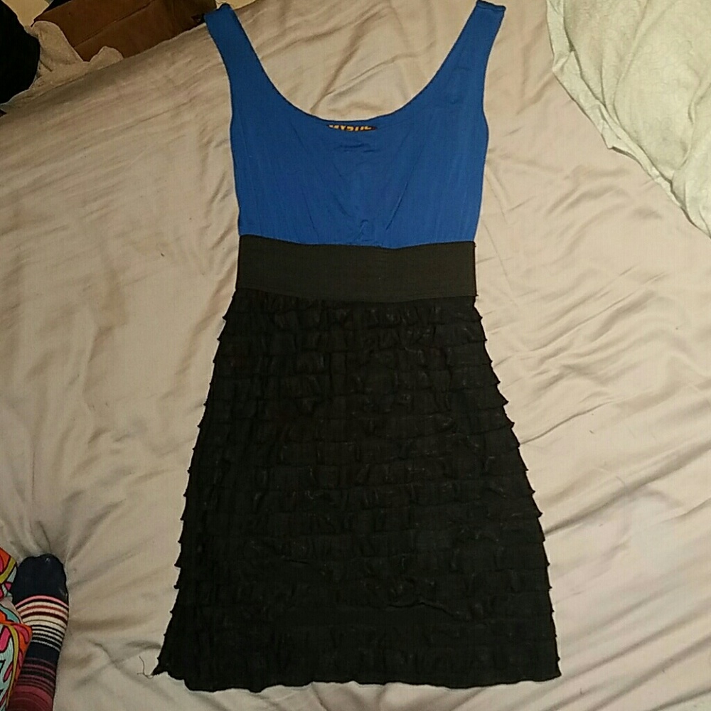 Blue and black waistband dress