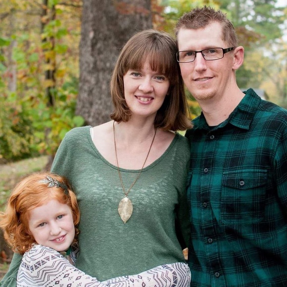 Meet your Posher, Jessica - Picture 4 of 5