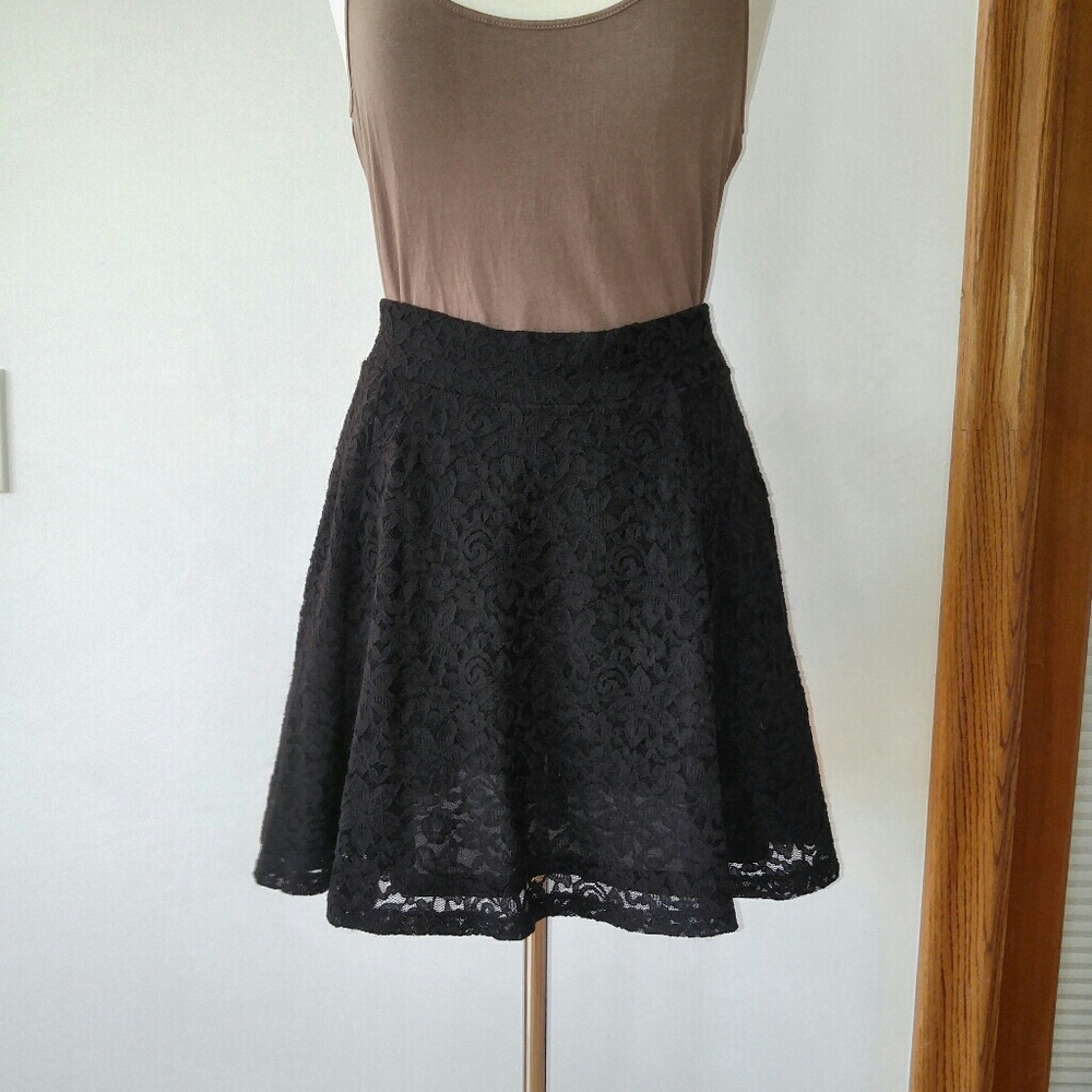 H&M black lace skater skirt