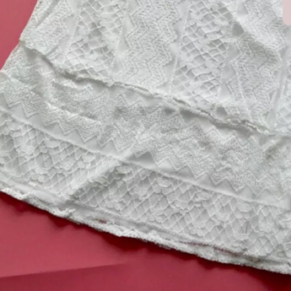 🦋 WHITE LACE DRESS - Picture 5 of 8