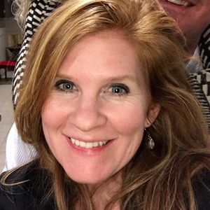 Meet your Posher, Becca