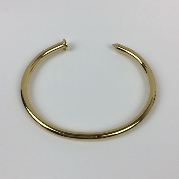 CC Skye Nail Bangle Bracelet in 18k gold - Picture 2 of 4