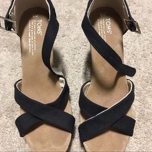 Toms wedges