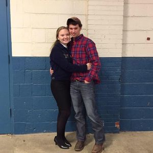 Meet your Posher, Kayla