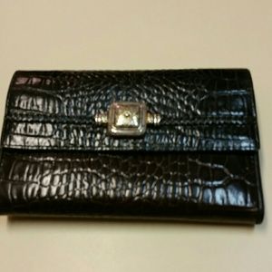 Brighton wallet