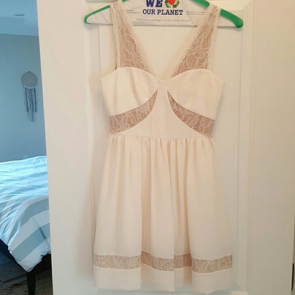Max and cleo ivory dress
