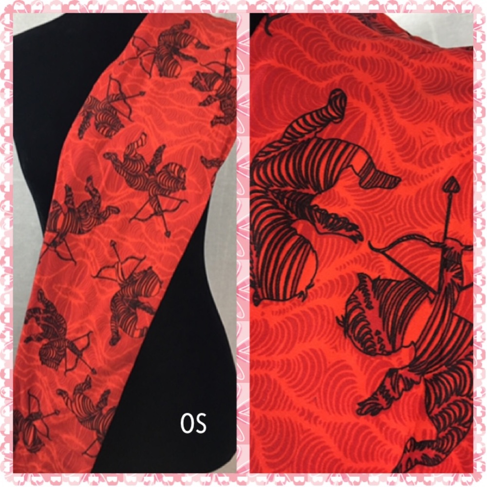 LuLaRoe Valentines Leggings. EUC. Like NEW.