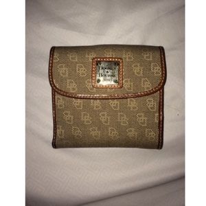 Dooney and Bourke wallet