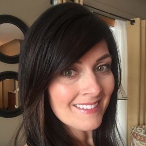 Meet your Posher, Marcia