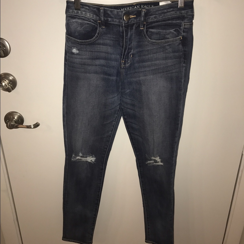 American eagle jeans size 6 stretchy!