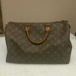Vintage Louis Vuitton 1980 French Speedy 35