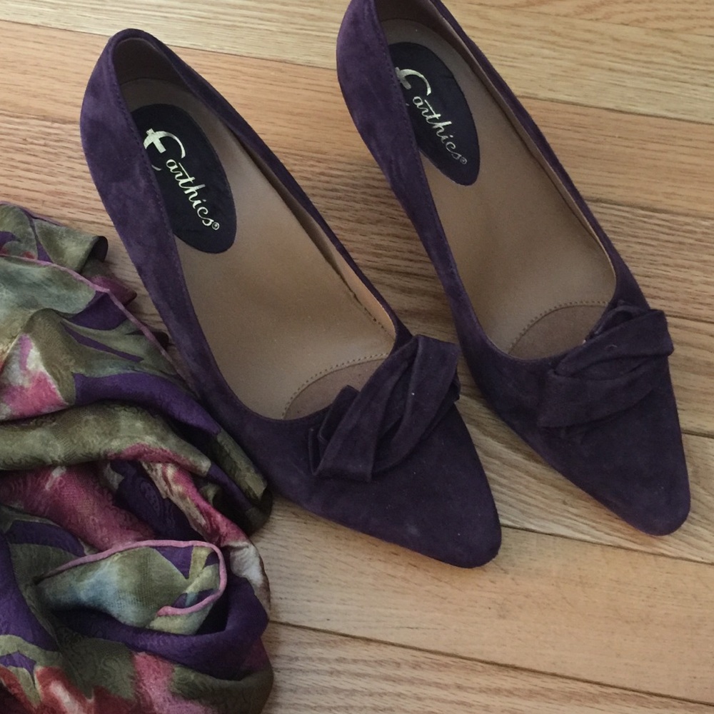 Purple suede pumps - Earthies brand Last Call Heading to Goodwill