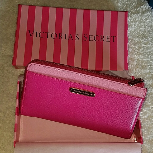PINK Victoria's Secret Handbags - New victoria secret wallet