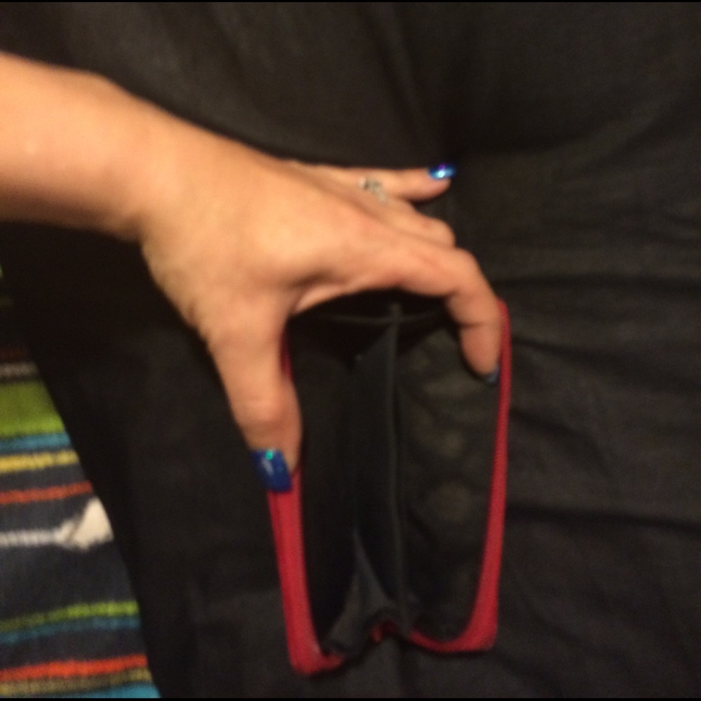 Wallet - Picture 2 of 3