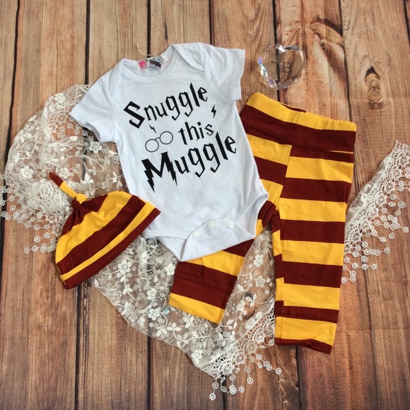 Harry Potter Snuggle This Muggle 3pc Outfit - Picture 4 of 4