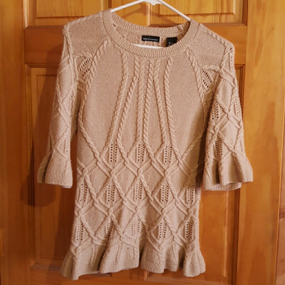 Moda Sweater