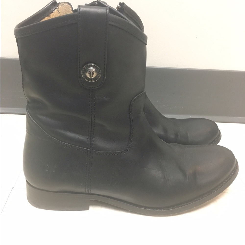 Frye boot