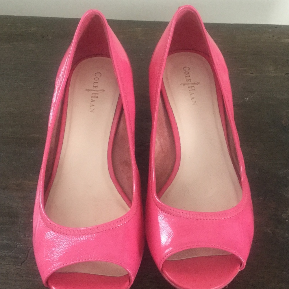 Pink patent leather pumps! 💕