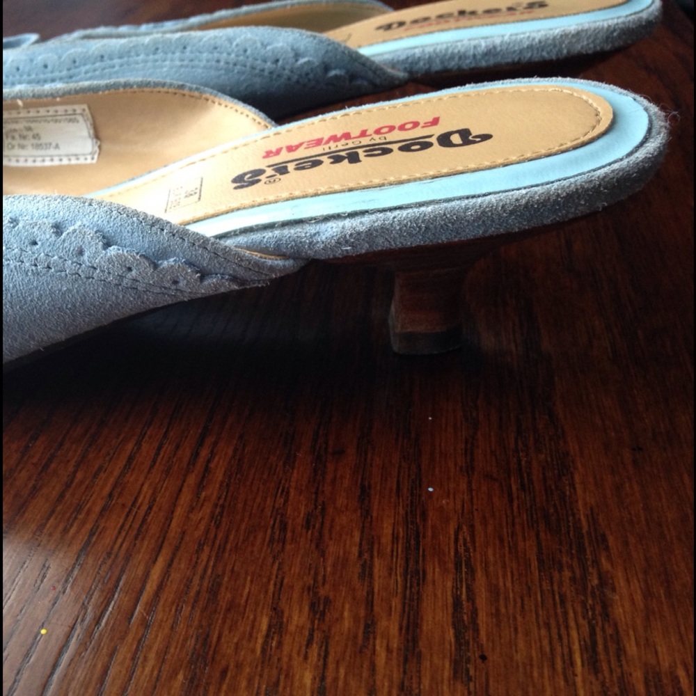 Shoes - Picture 4 of 4