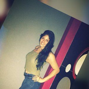 Meet your Posher, Alejandra