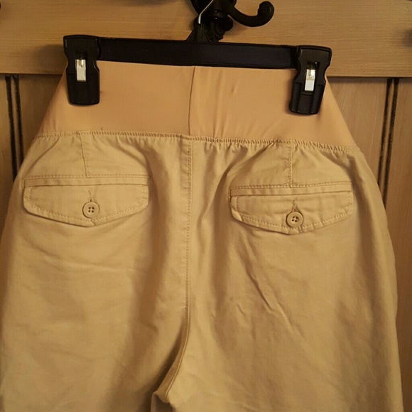 Khaki Capri Maternity Pants - Picture 3 of 4