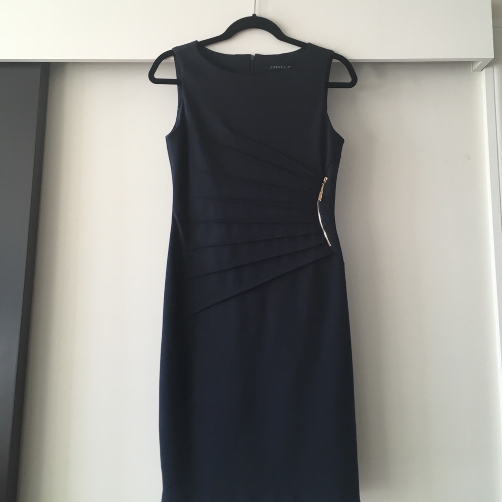 Ivanka Trump Sunburst Zipper Sheath Dress - Navy