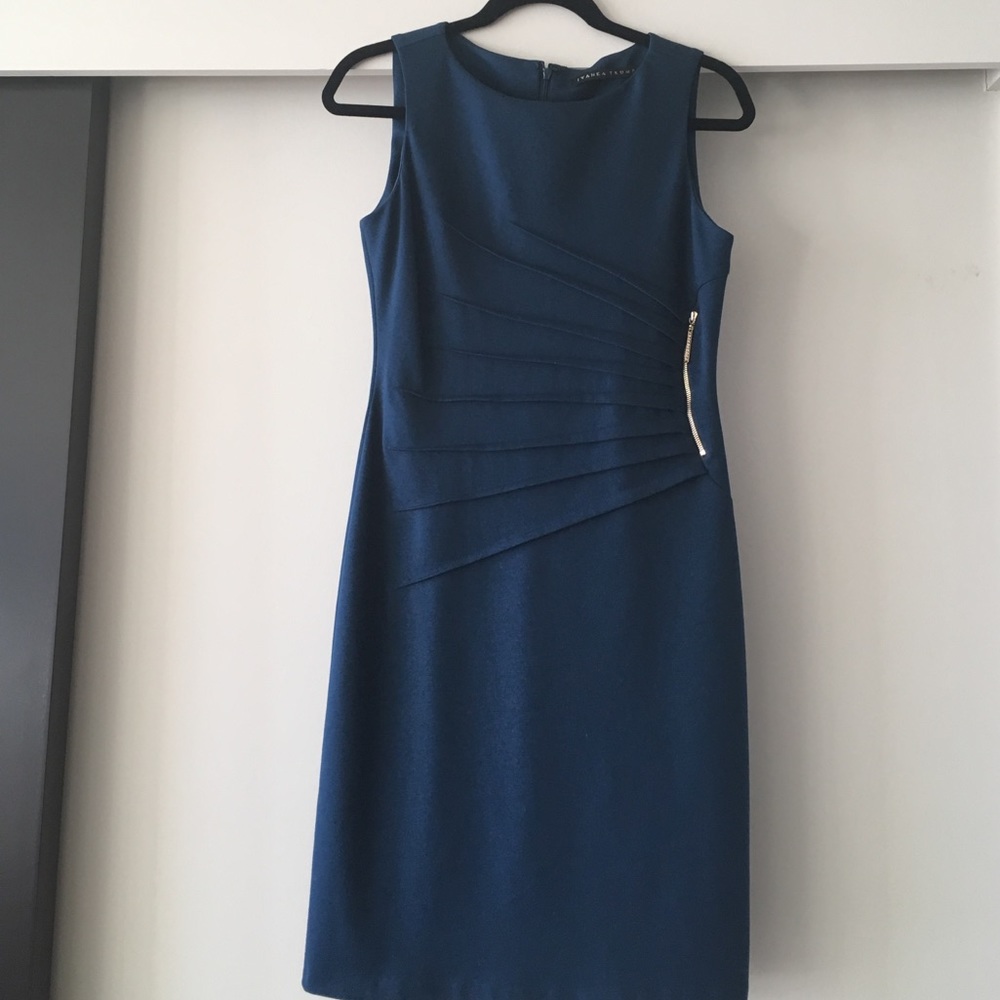 Ivanka Trump Sunburst Zipper Sheath Dress - Teal