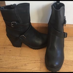 Black ankle boots with buckles