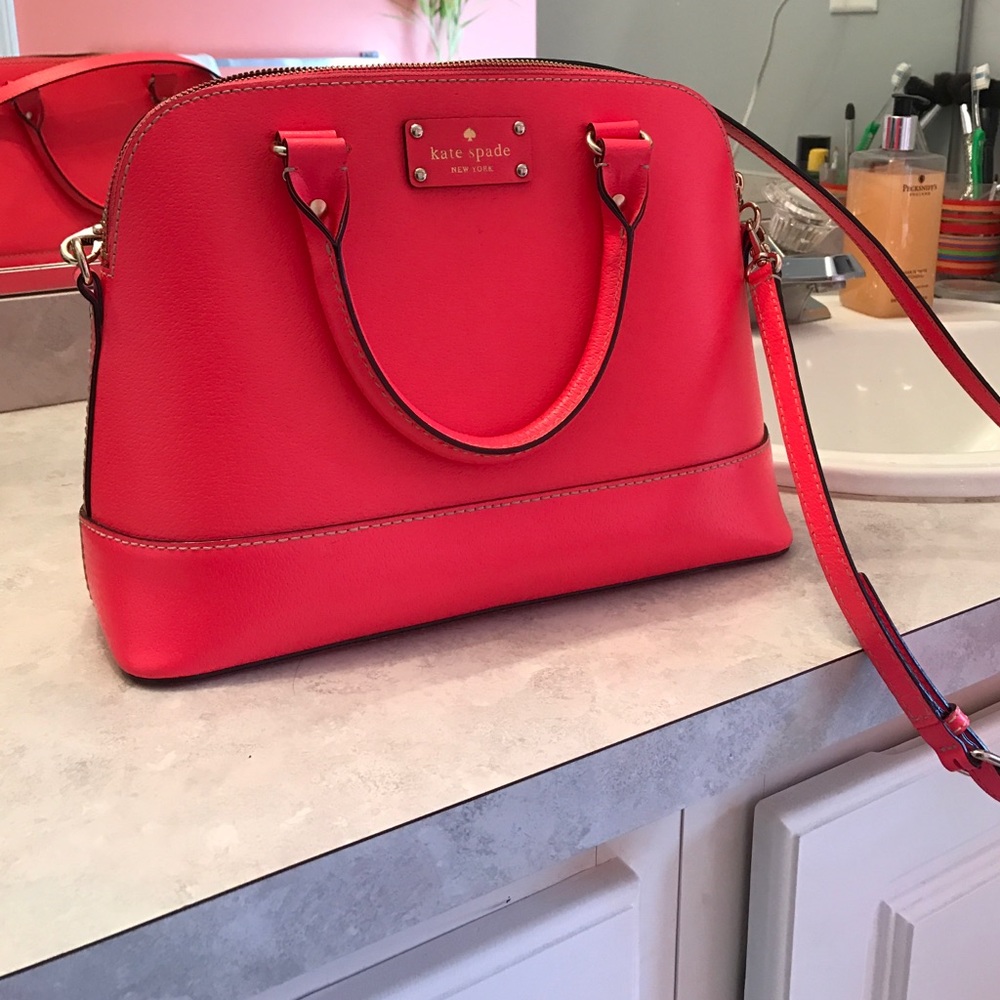 ♠️♠️KATE SPADE Welessley Small Rachelle handbag