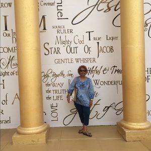 Meet your Posher, Rose