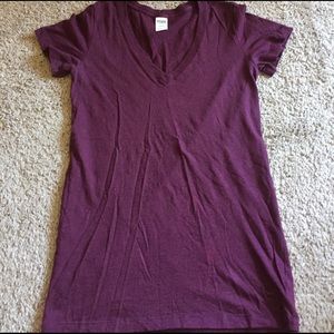 Maroon v-neck T
