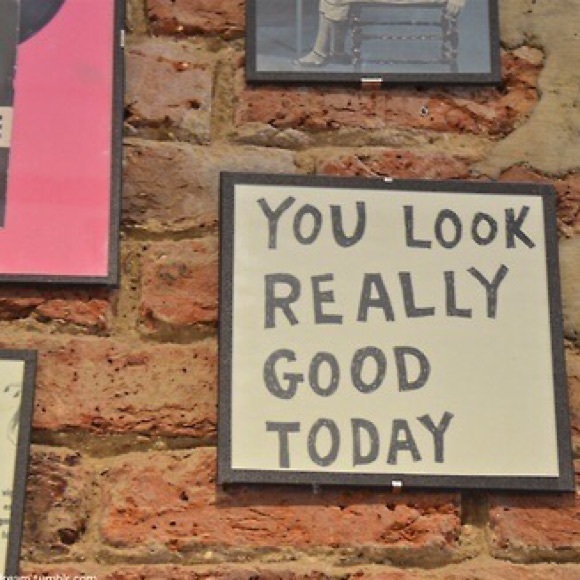 Meet your posher Vanessa!! - Picture 6 of 16