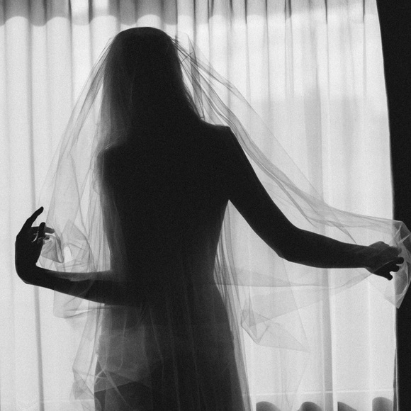 Meet your Posher, Barely There Intimates! - Picture 3 of 3