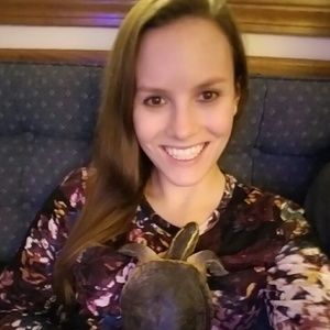 Meet your Posher, Alyssa