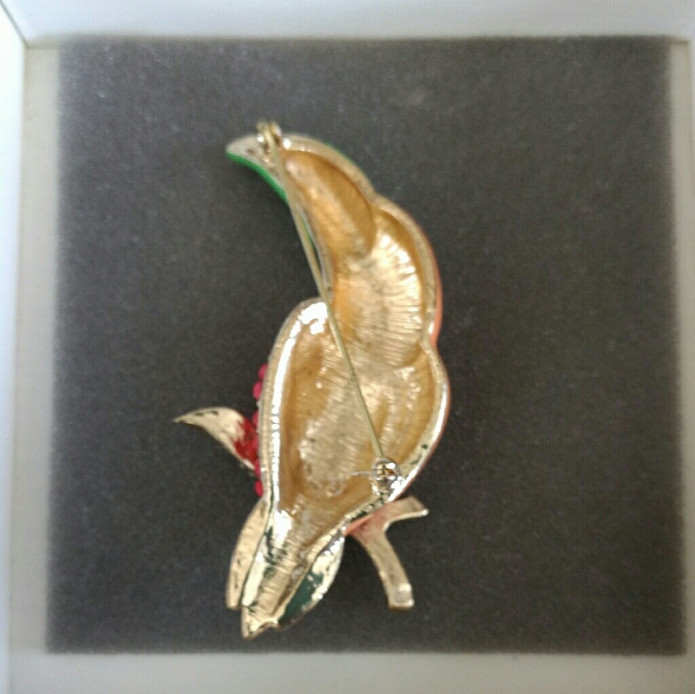 Pin - Picture 2 of 3