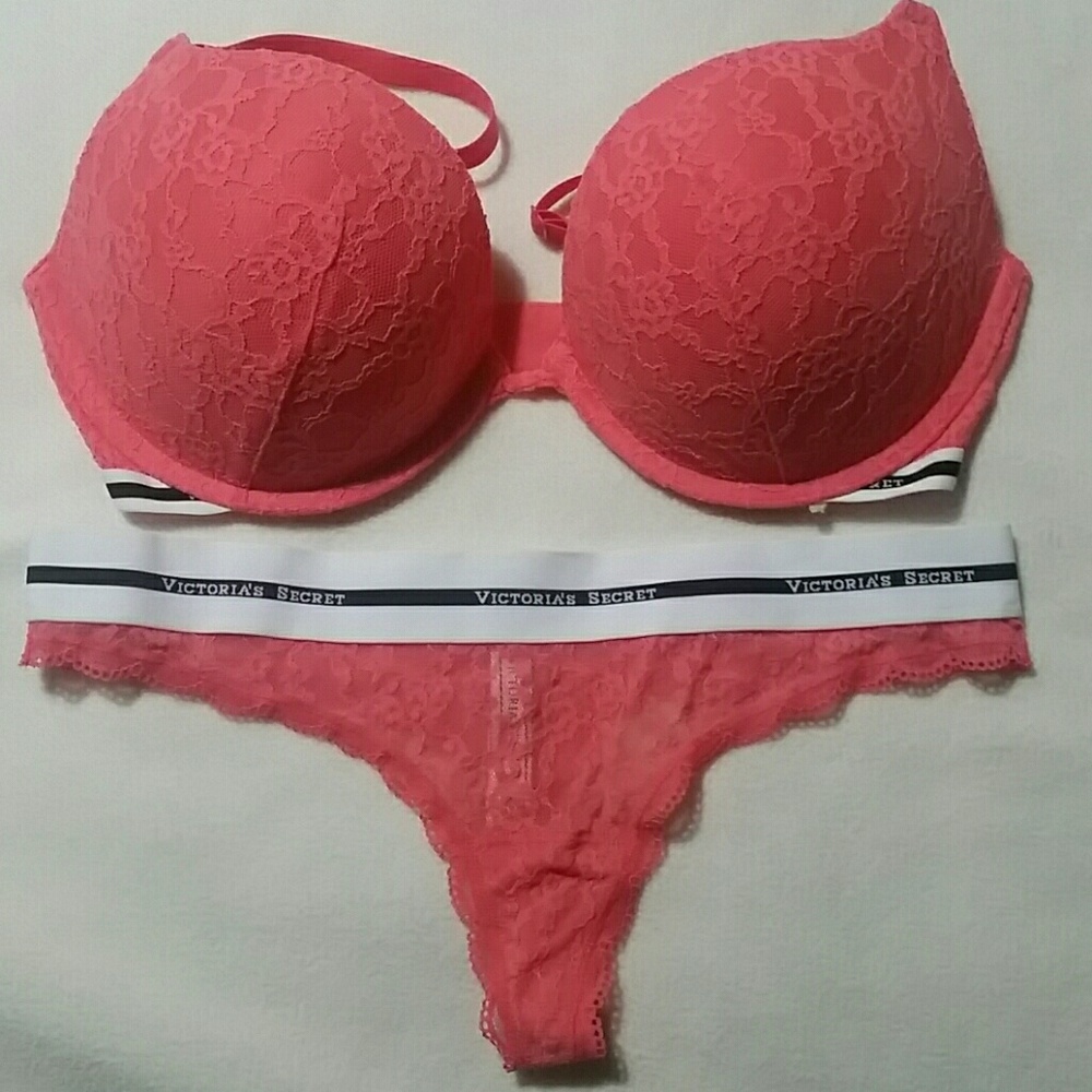 Victorias secert push up bra and undies
