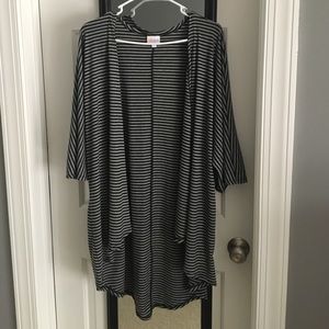 Lularoe Lindsay Kimono size Medium