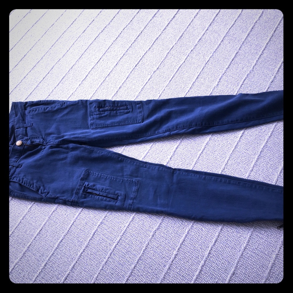 Current Elliot cargo jeans