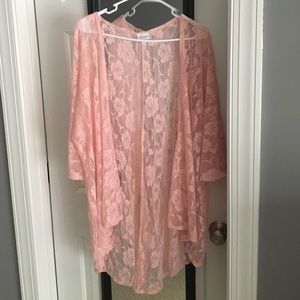 Lularoe Lindsay Kimono size Medium