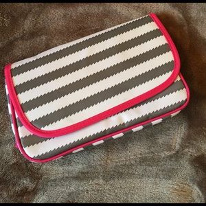 Thirty one makeup bag
