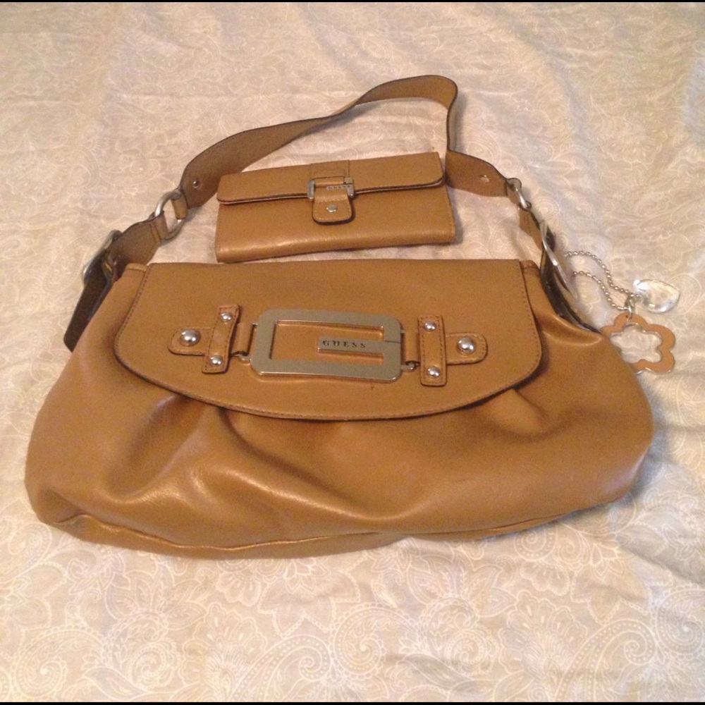 guess purse and wallet color tan