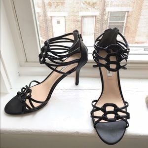 Nina shoes size 8 in Black Eden