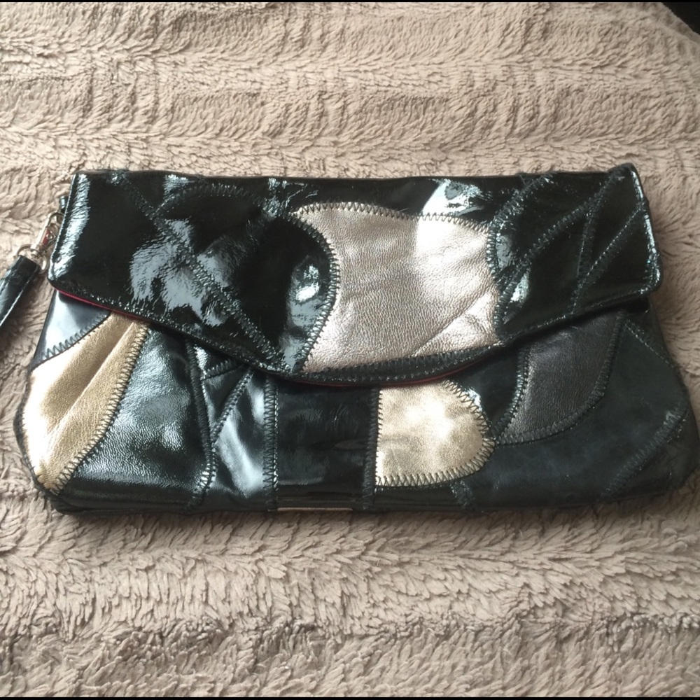 Necessary Objects Clutch