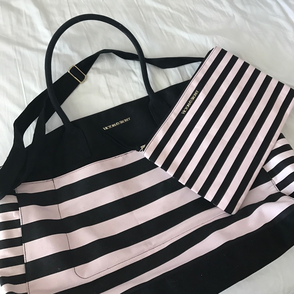 duffle bag // victoria's secret