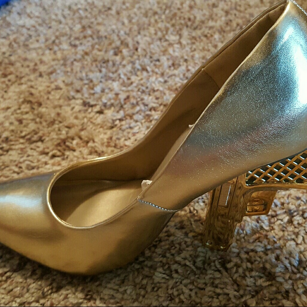 Shiekh Gold Gun Heel