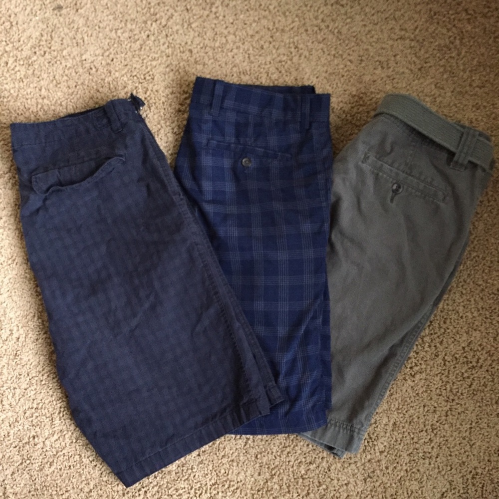 BUNDLE❗️ Men's/Boys Size 32 Shorts