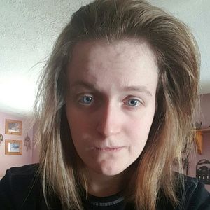 Meet your Posher, Heidi