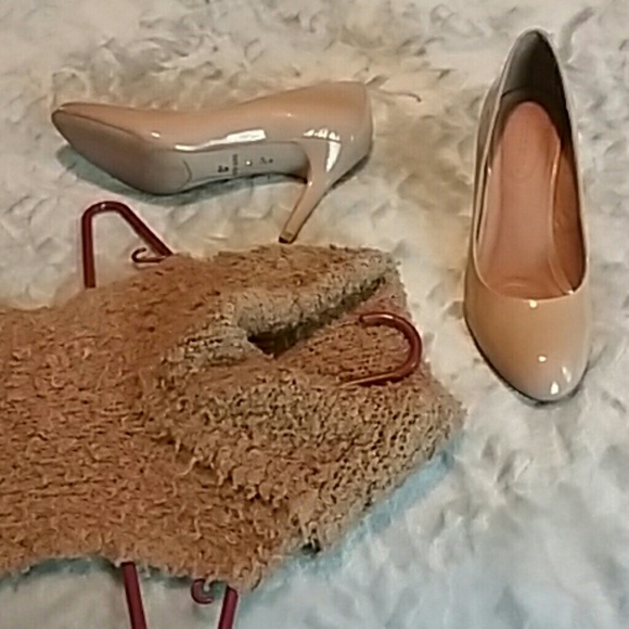 Soooo Soft... Vintage Sleeveless Sweater XOXO - Picture 6 of 7